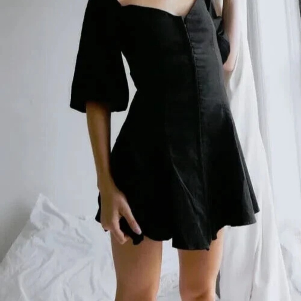 ZARA Sweetheart Neckline Puff Sleeve Mini Dress